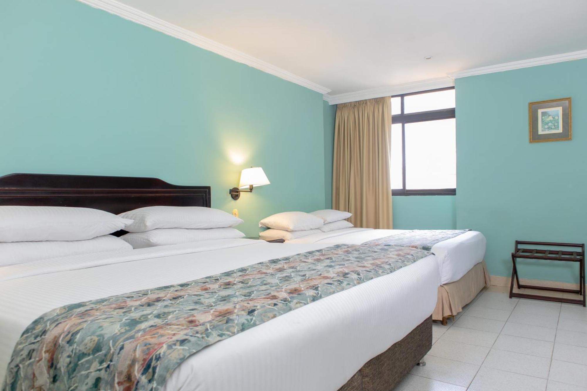 Hotel Faranda Express Puerta Del Sol Barranquilla, A Member Of Radisson Individuals Barranquilla  Exterior foto