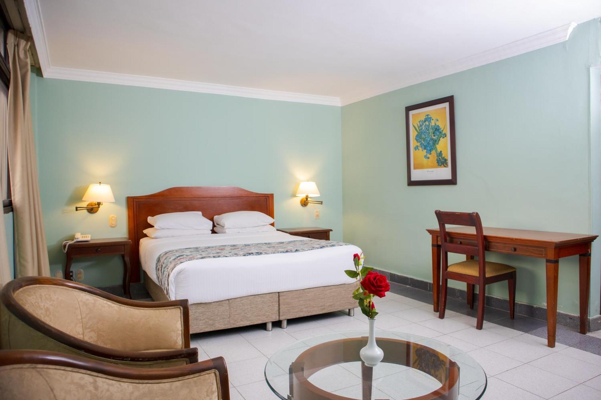 Hotel Faranda Express Puerta Del Sol Barranquilla, A Member Of Radisson Individuals Barranquilla  Exterior foto