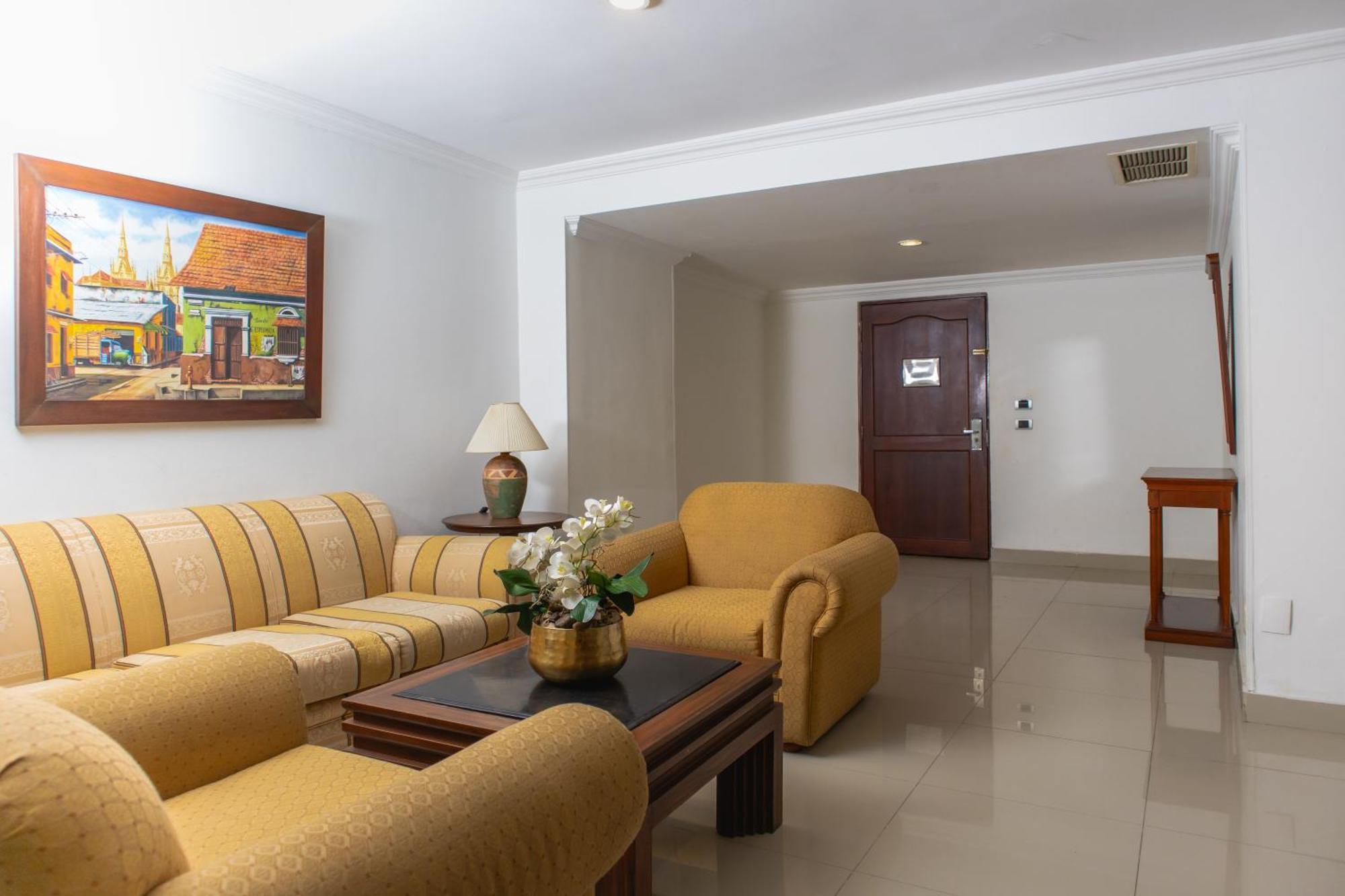 Hotel Faranda Express Puerta Del Sol Barranquilla, A Member Of Radisson Individuals Barranquilla  Exterior foto