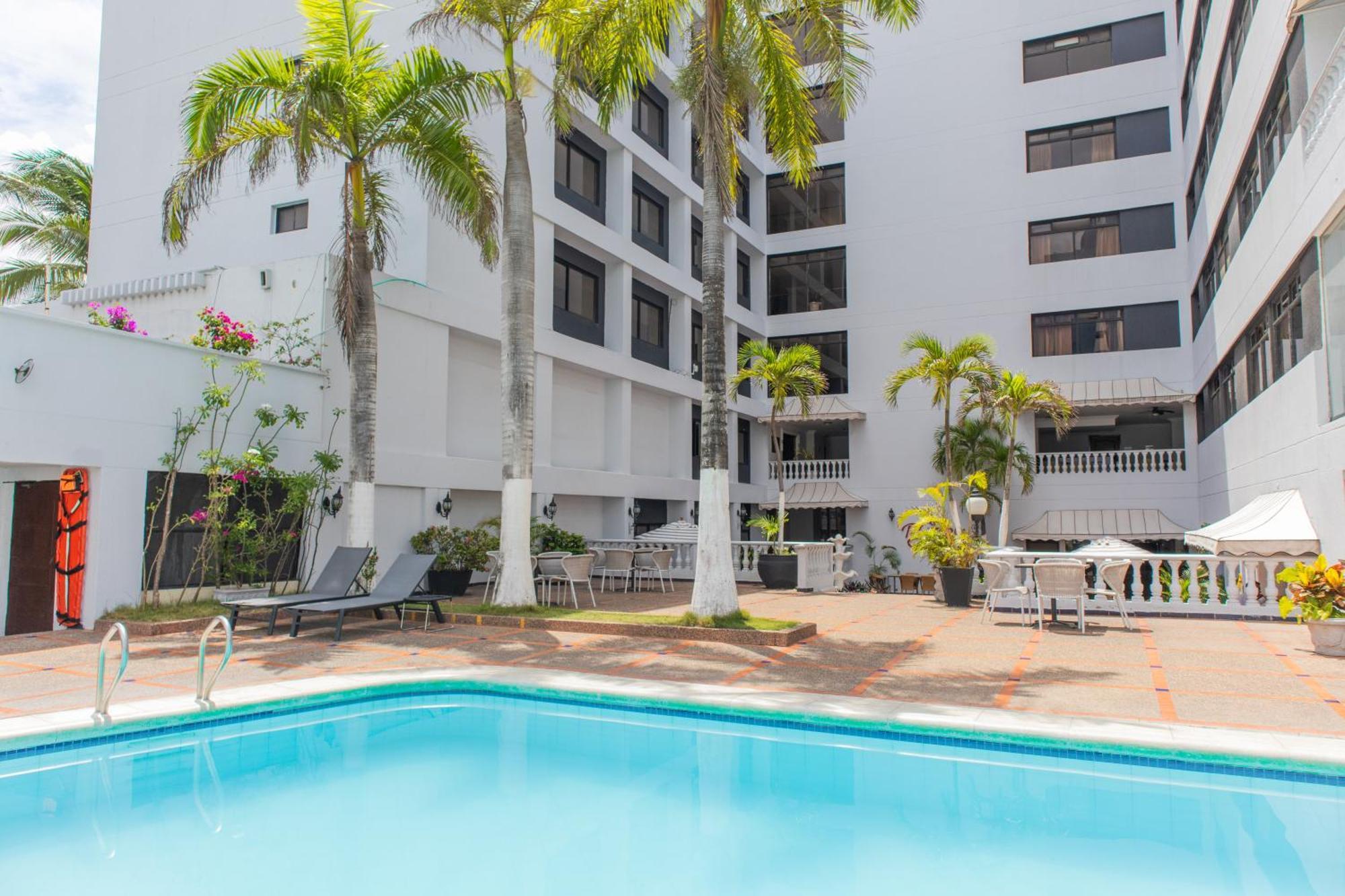 Hotel Faranda Express Puerta Del Sol Barranquilla, A Member Of Radisson Individuals Barranquilla  Exterior foto